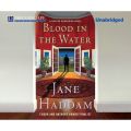 Blood in the Water - A Gregor Demarkian Novel 27 (Unabridged)