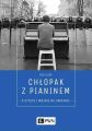 Chlopak z pianinem